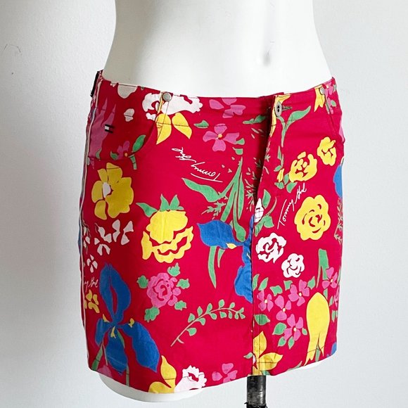 Tommy Hilfiger Mini Skirt Aloha Bold Floral Print - Picture 2 of 7